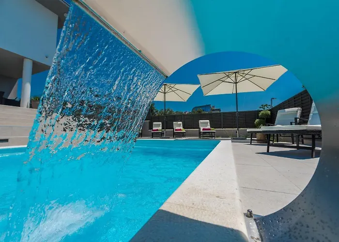 Апартаменты Franica Задар