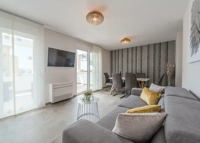 Апартаменты Franica *