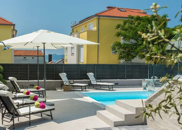 Апартаменты Franica