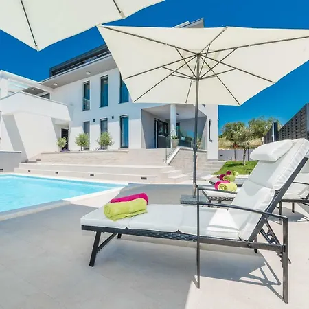 아파트 Franica 자다르